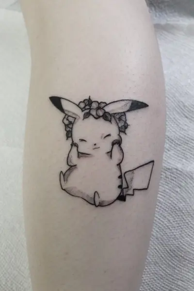 tattoo donna cartoon pokemon pikachu pescara